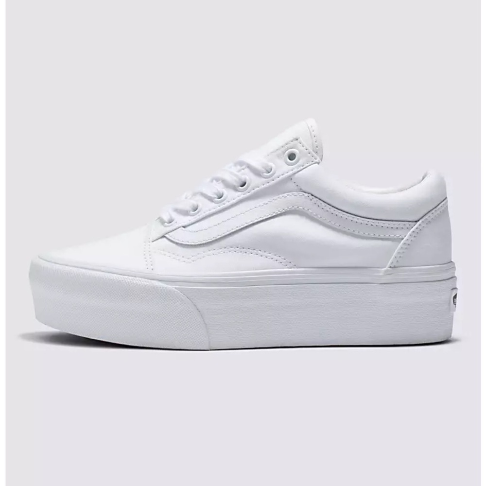 White stackform vans - Picture 3 of 3